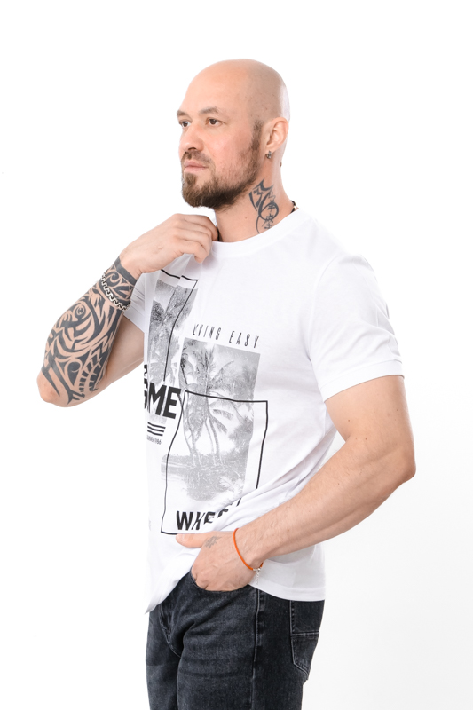 Футболка чоловіча